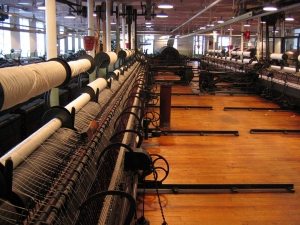 In the United States during the 20th century, nearly the entire textile industry utilized factoring.